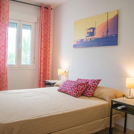 Noria Is A Comfortable Apartment With Patio And Large Terrace In Conil Conil De La Frontera Eksteriør bilde