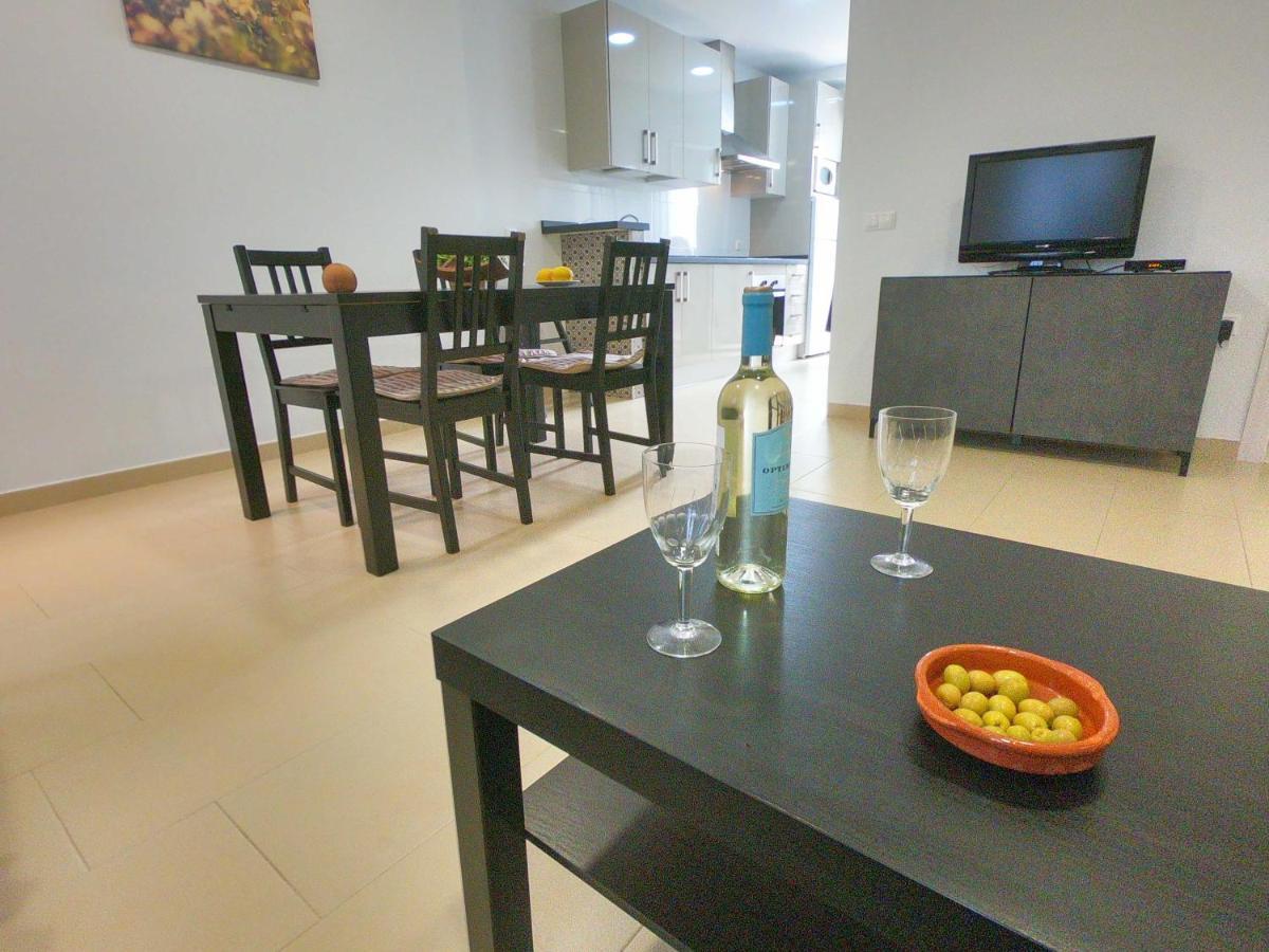 Noria Is A Comfortable Apartment With Patio And Large Terrace In Conil Conil De La Frontera Eksteriør bilde