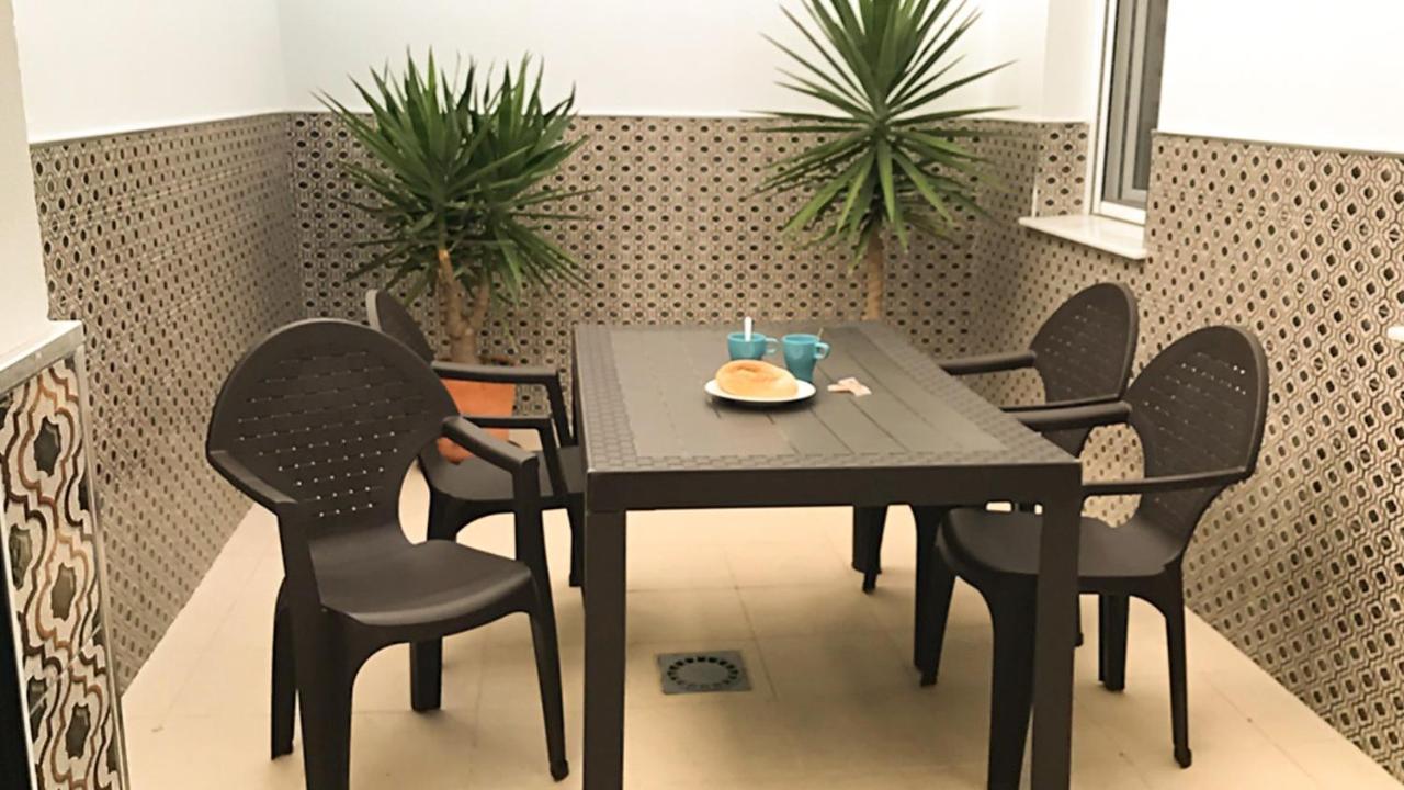 Noria Is A Comfortable Apartment With Patio And Large Terrace In Conil Conil De La Frontera Eksteriør bilde