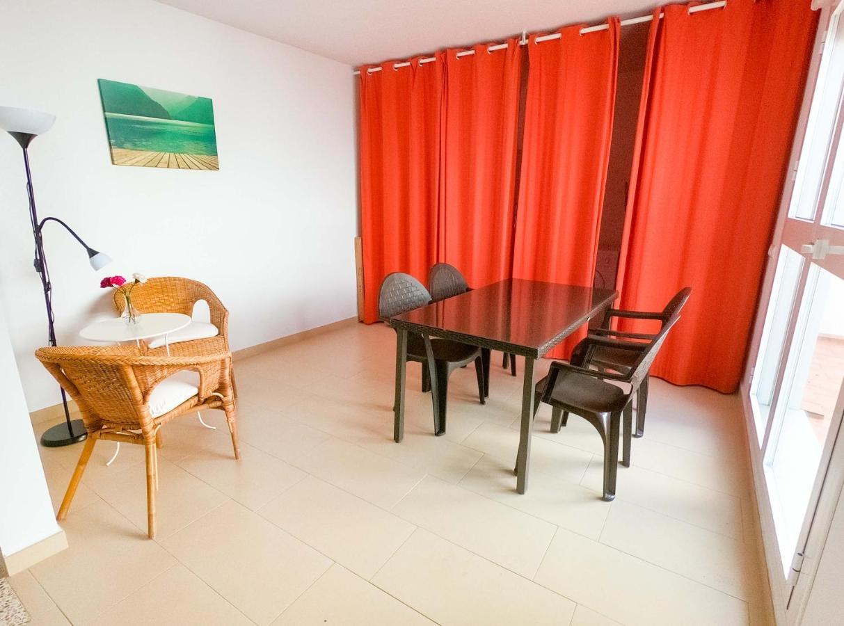 Noria Is A Comfortable Apartment With Patio And Large Terrace In Conil Conil De La Frontera Eksteriør bilde